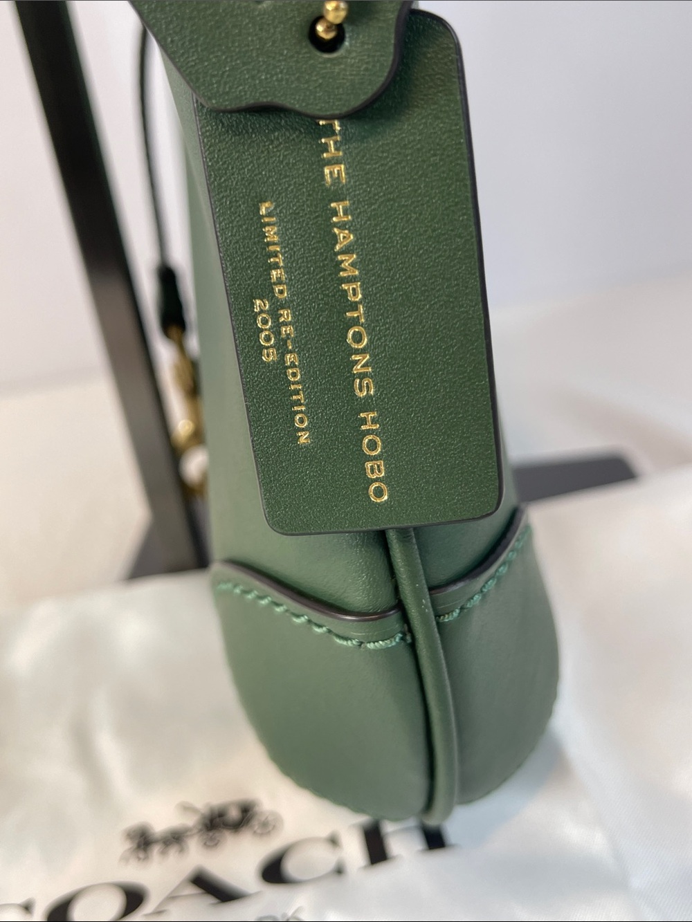 Coach CW642 Hamptons Hobo 2005 Limited Re-Edition Green Leather - Picture 7 of 16